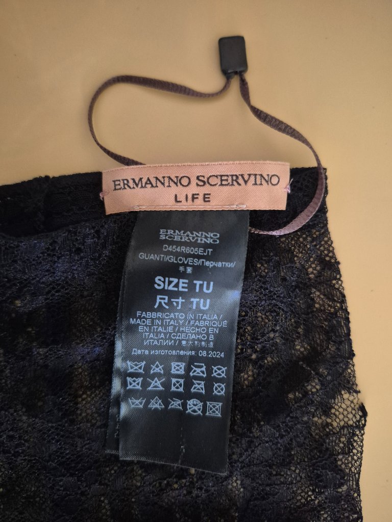 Nwt Ermanno Scervino Black Floral Lace Fingerless Gloves Arm Warmers Size Tu As- — image 4 of 5